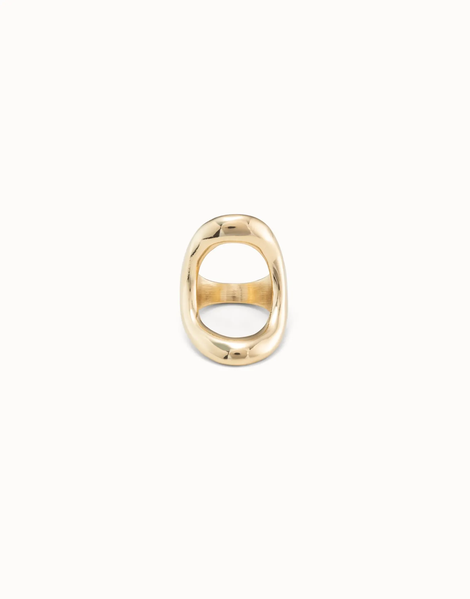 Anillo bañado en oro 18k con óvalo central grande