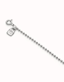 Cadena corta con bolas bañada en plata de ley.
