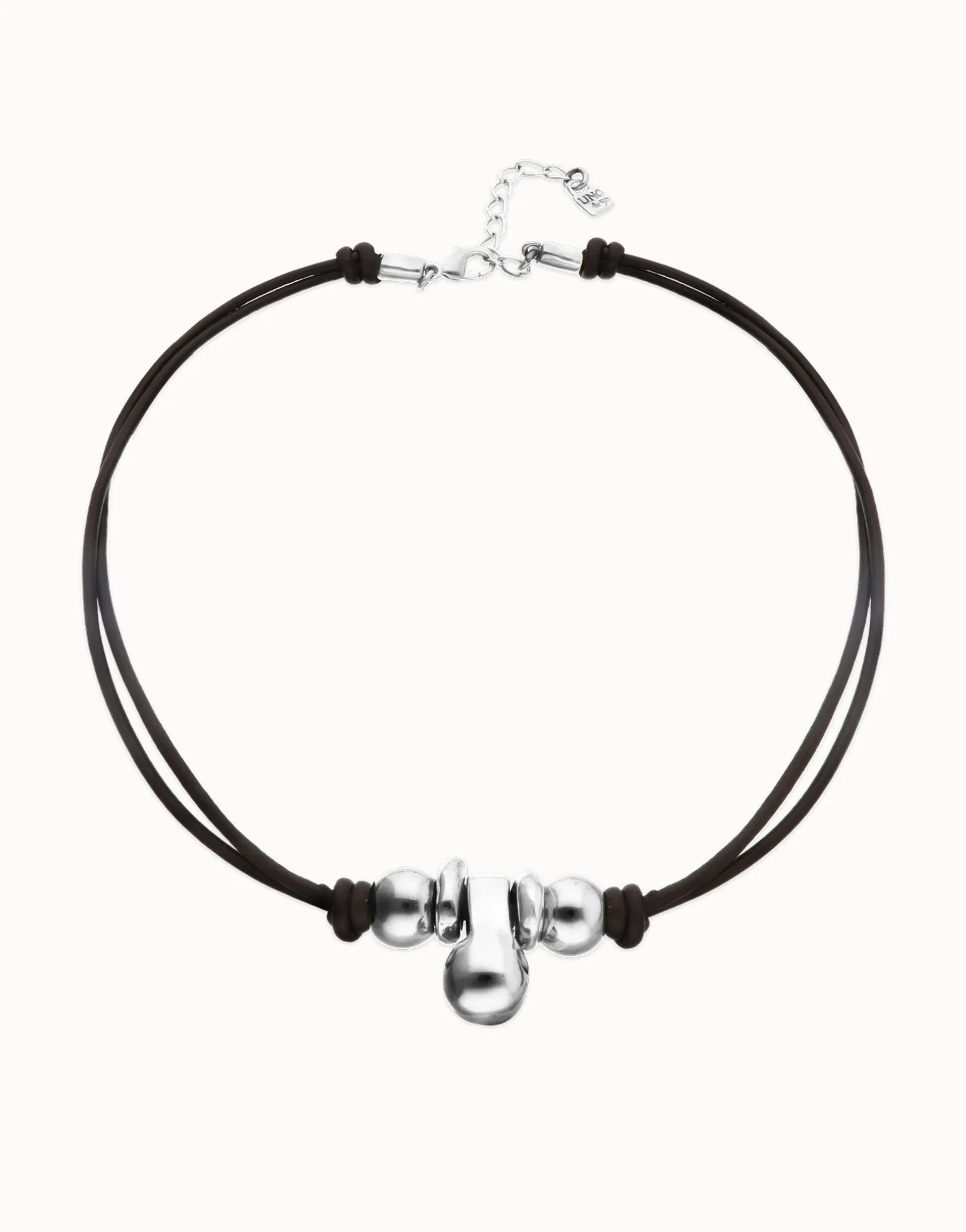 Collar de cuero con tres esferas bañadas en plata de ley