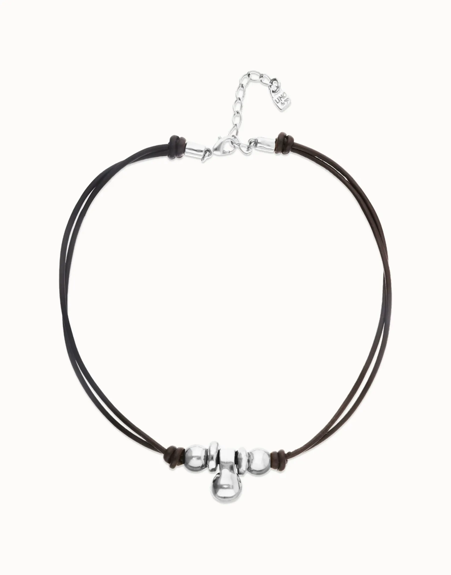 Collar de cuero con tres esferas bañadas en plata de ley