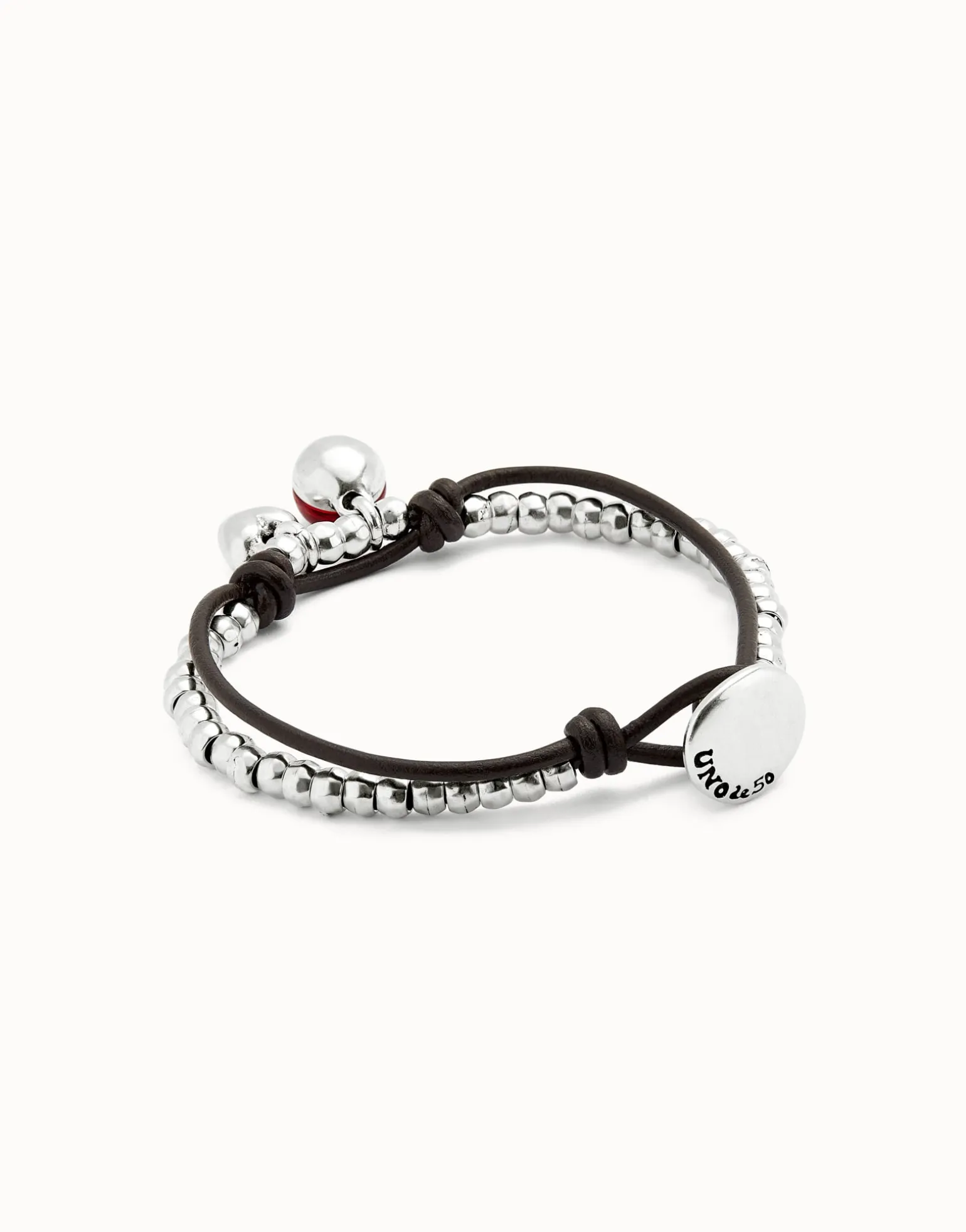 Pulsera de bolas bañadas en plata de ley con cuero y cristal rojo