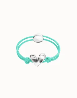 Pulsera de hilo elástico turquesa con corazón bañado en plata de ley